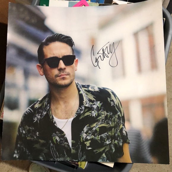 SOLD!!! ✔️✔️Authentic G-EAZY autographed photo - Picture 1 of 8
